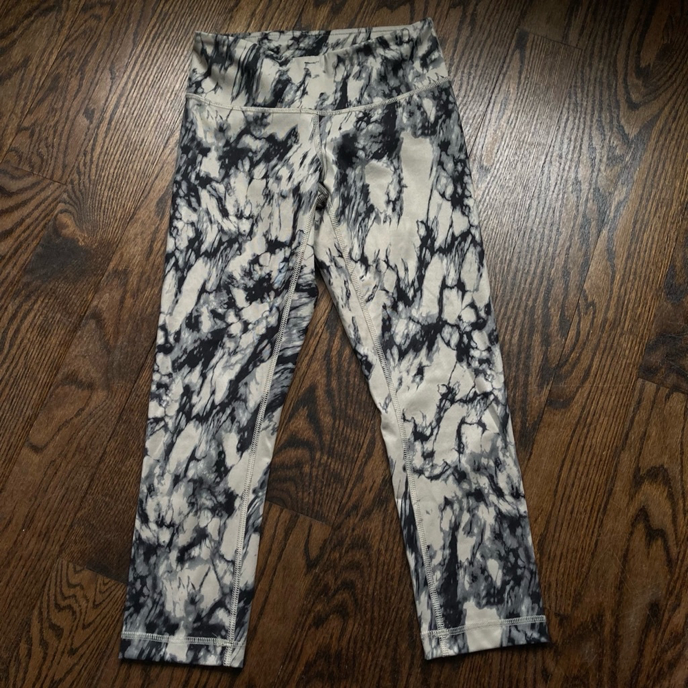 Women's Lululemon Leggings, Size 2, White & Black
